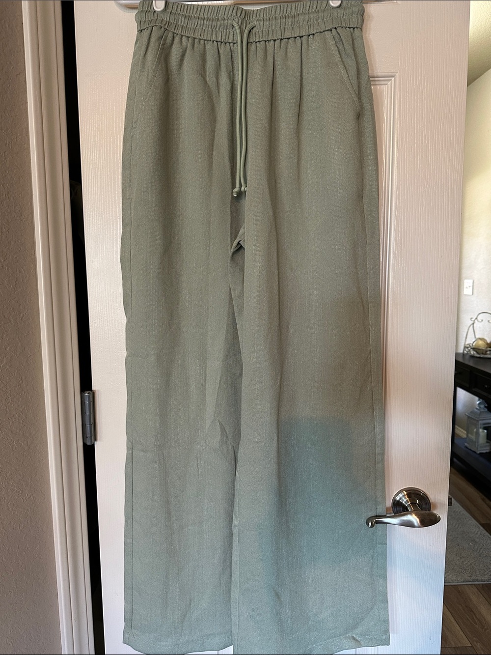 HALARA Mint Drawstring Wide-Leg Chinos